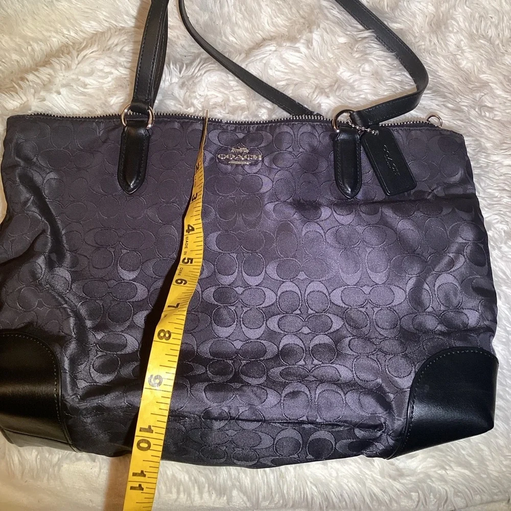 Coach black signature shoulder bag